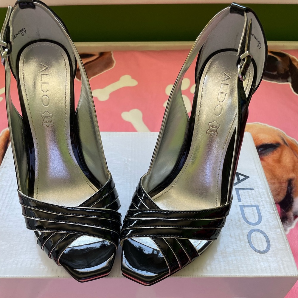 Aldo hells silver and black